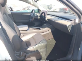 Tesla Model Y 2025 Long Range AWD | Dual Motor | Premium, снимка 9
