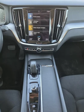 Volvo V60 MILDE HIBRID, снимка 15