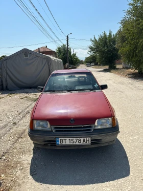 Opel Kadett 1.6 S, снимка 2