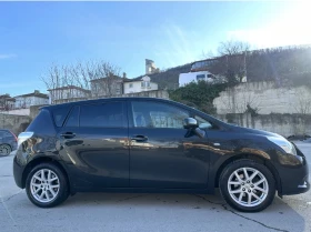 Toyota Verso 1.8 VVTI, снимка 3