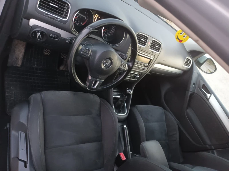 VW Golf 1.6, снимка 16 - Автомобили и джипове - 47291286