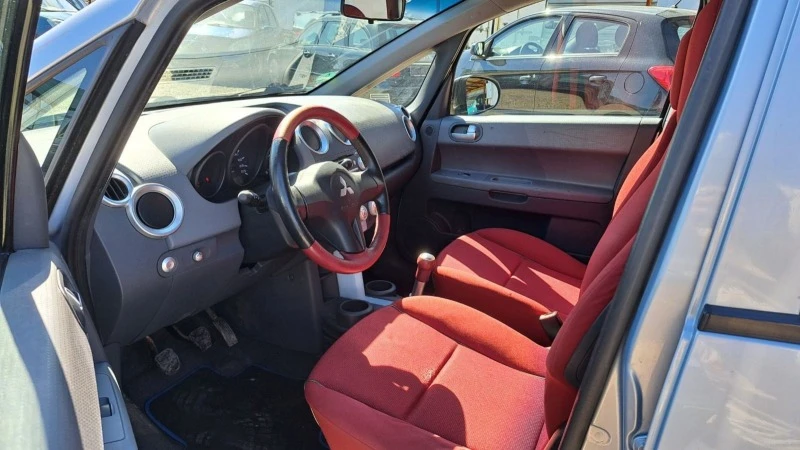 Mitsubishi Colt 1.3i NOV VNOS GERMANY, снимка 10 - Автомобили и джипове - 45536491