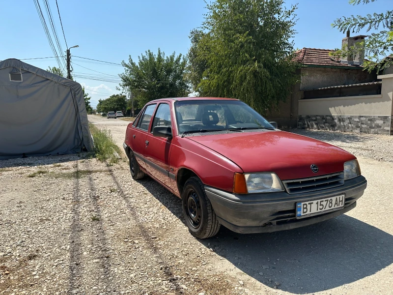 Opel Kadett 1.6 S, снимка 4 - Автомобили и джипове - 47095444