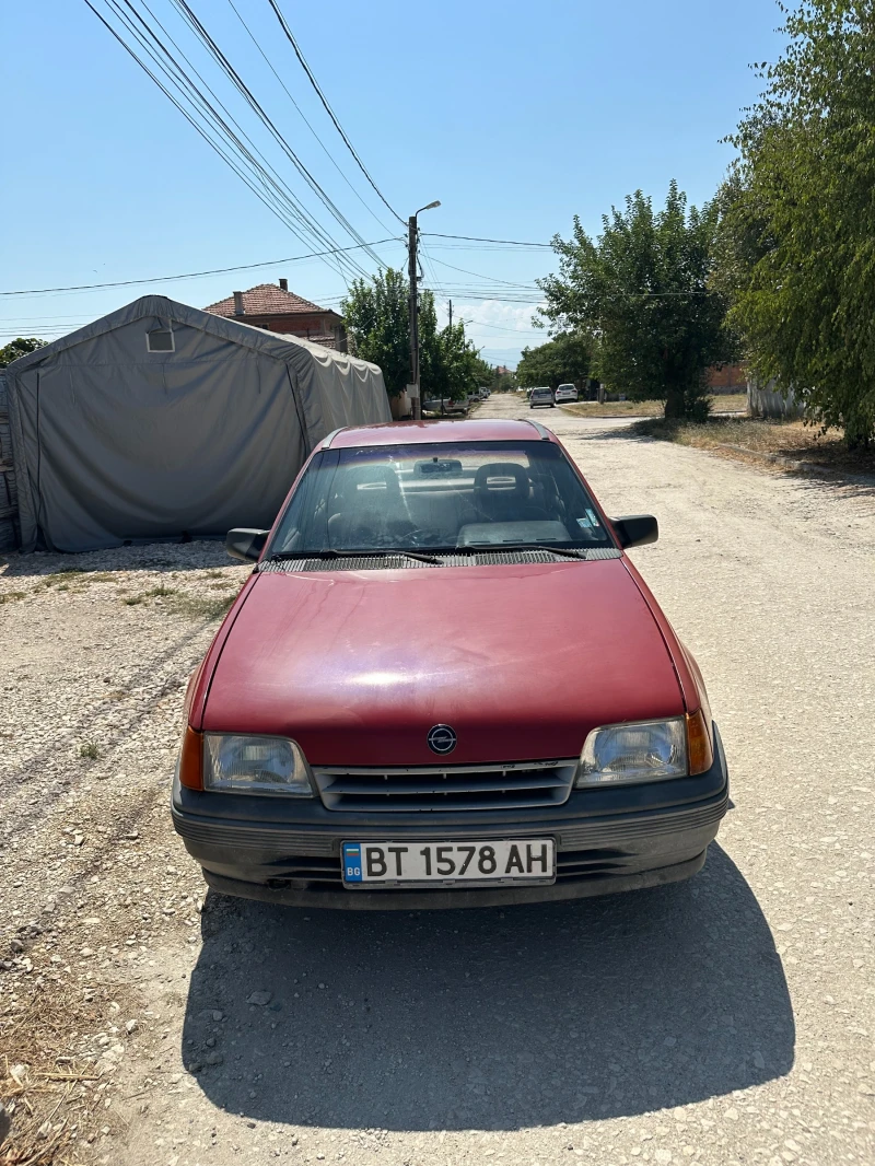 Opel Kadett 1.6 S, снимка 2 - Автомобили и джипове - 47095444