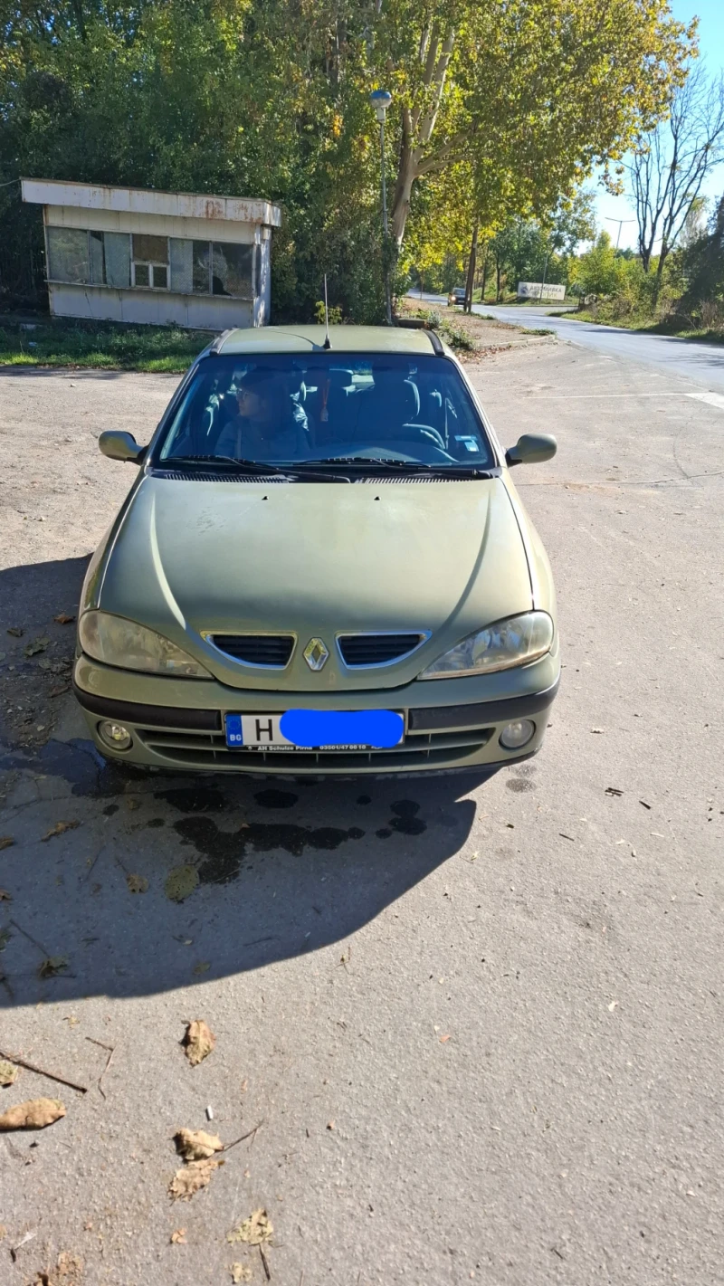 Renault Megane, снимка 1 - Автомобили и джипове - 47741028