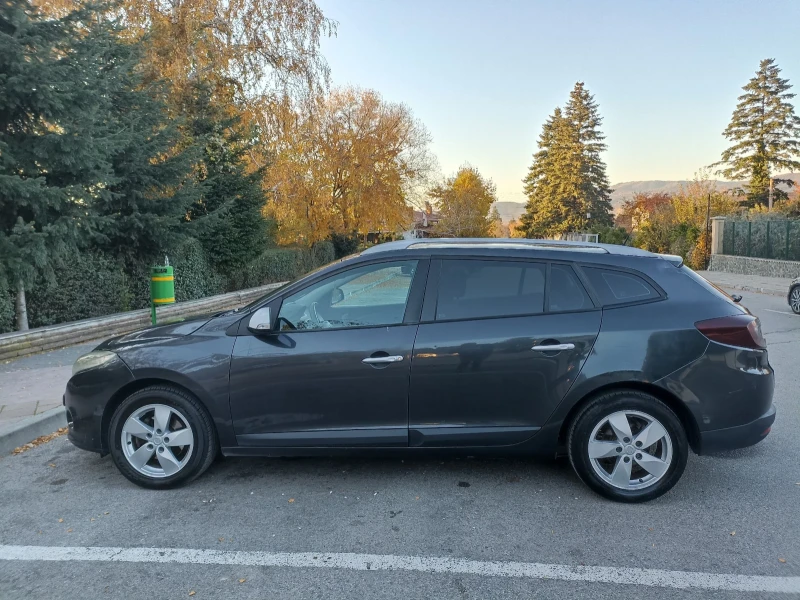 Renault Megane 1.5 DCi, снимка 6 - Автомобили и джипове - 47868562