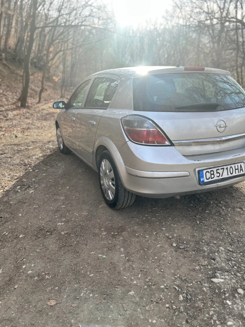 Opel Astra, снимка 4 - Автомобили и джипове - 49106080