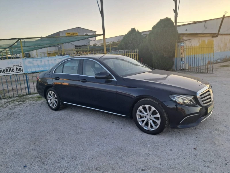 Mercedes-Benz E 220 Е220, снимка 3 - Автомобили и джипове - 49232306