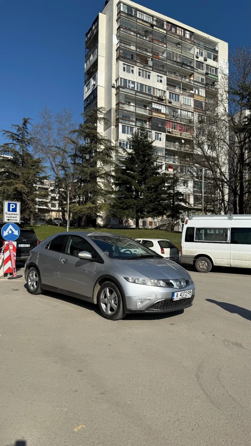 Honda Civic 1.4 VTec 99кс Face Hatchback Газ , снимка 7 - Автомобили и джипове - 49393070