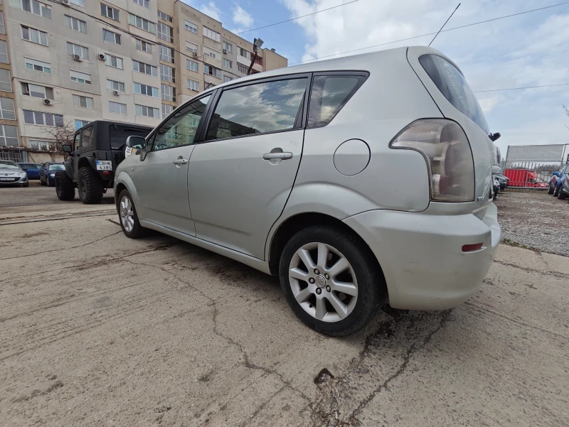 Toyota Corolla verso 1.8i GAZ, снимка 3 - Автомобили и джипове - 49482903