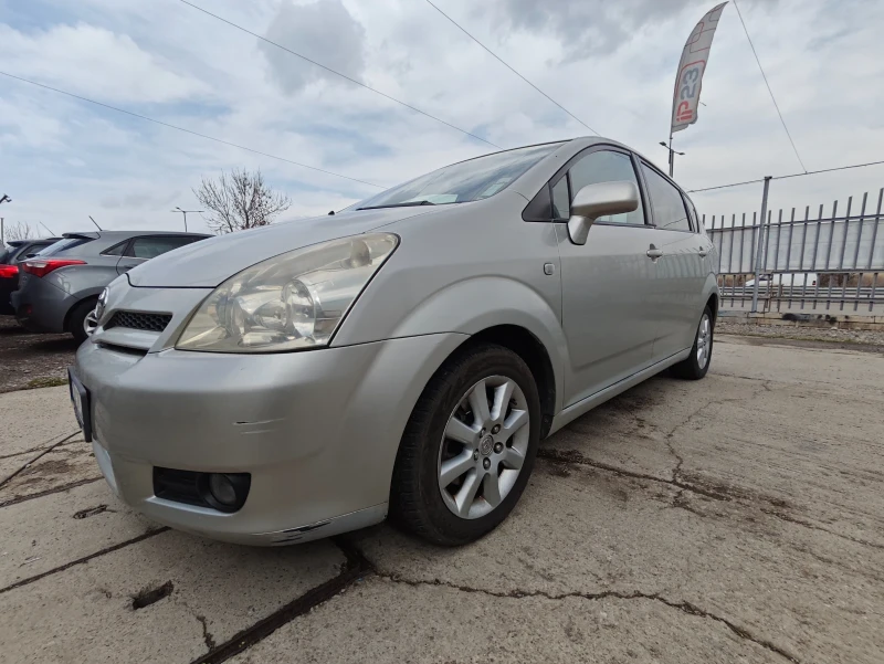 Toyota Corolla verso 1.8i GAZ, снимка 1 - Автомобили и джипове - 49482903