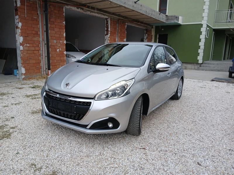 Peugeot 208 1.2/ 80k. / STYLE / Перфектно състояние!, снимка 2 - Автомобили и джипове - 49549777