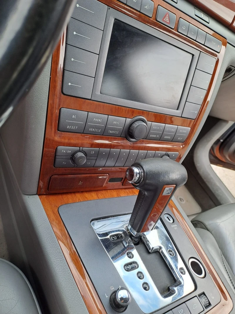 VW Phaeton 3.2   241 к.с.  газов инжекцион, договаряне , снимка 15 - Автомобили и джипове - 49772976
