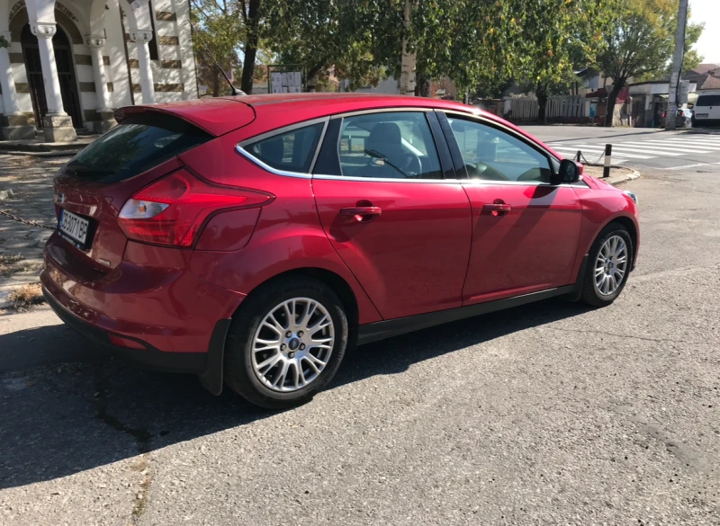 Ford Focus, снимка 2 - Автомобили и джипове - 52258273