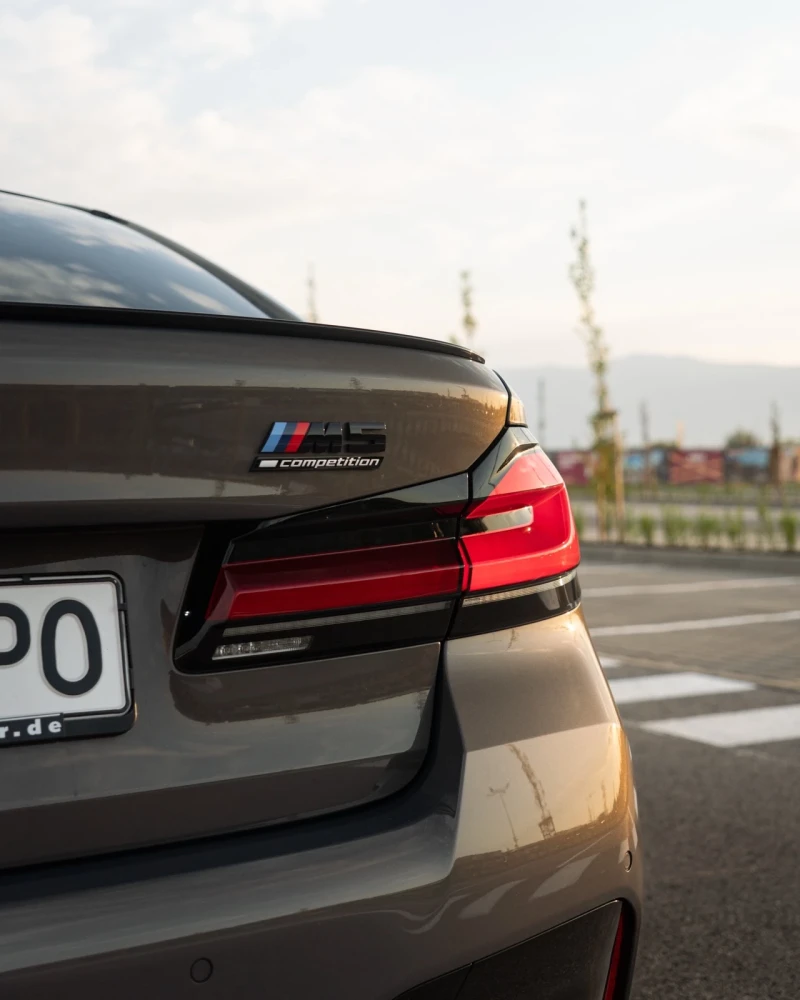 BMW M5 Competition , снимка 4 - Автомобили и джипове - 52286077