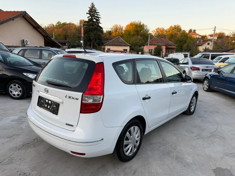 Hyundai I30 1.6CRDI ЛИЗИНГ, снимка 5 - Автомобили и джипове - 52310901
