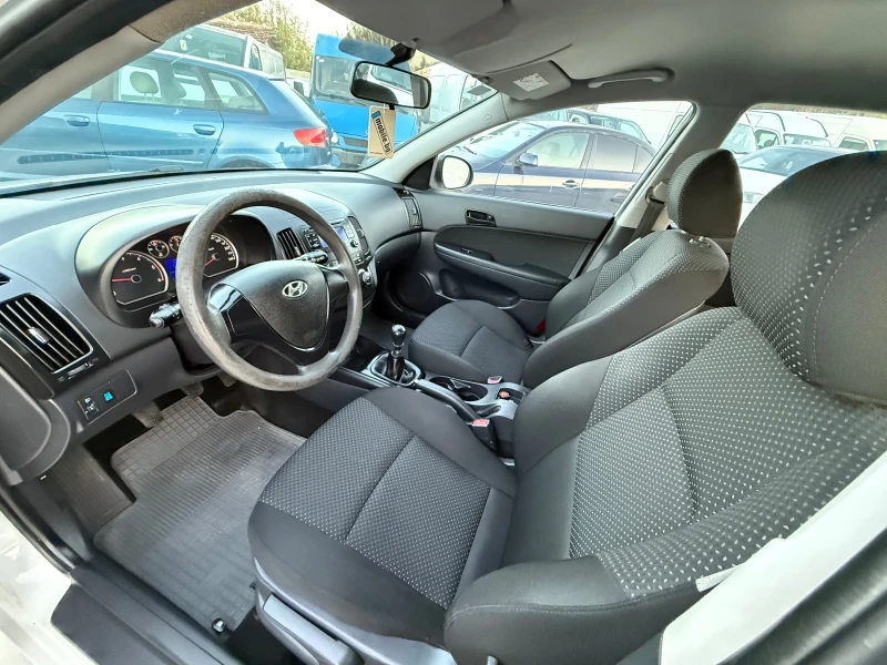 Hyundai I30 1.6CRDI ЛИЗИНГ, снимка 9 - Автомобили и джипове - 52310901