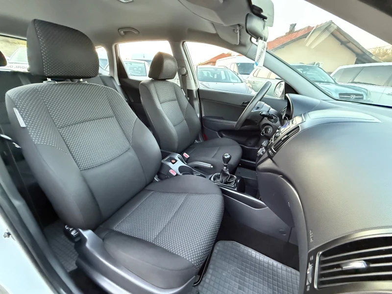 Hyundai I30 1.6CRDI ЛИЗИНГ, снимка 12 - Автомобили и джипове - 52310901