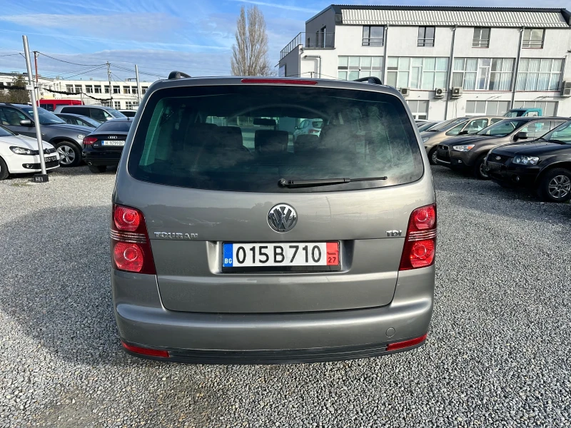 VW Touran 1.9 TDI-6+ 1мс, снимка 7 - Автомобили и джипове - 52724071