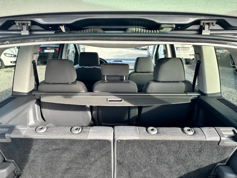 VW Touran 1.9 TDI-6+ 1мс, снимка 16 - Автомобили и джипове - 52724071