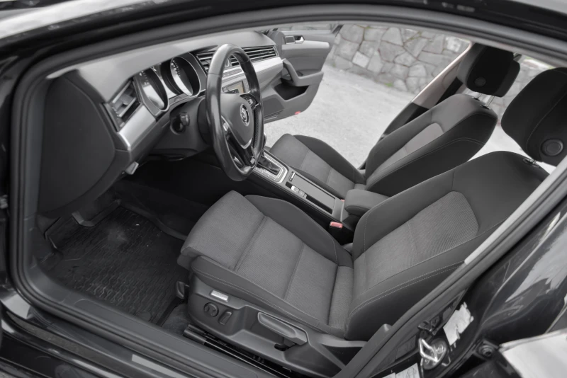 VW Passat * DSG * ERGOComfort * , снимка 15 - Автомобили и джипове - 52747969