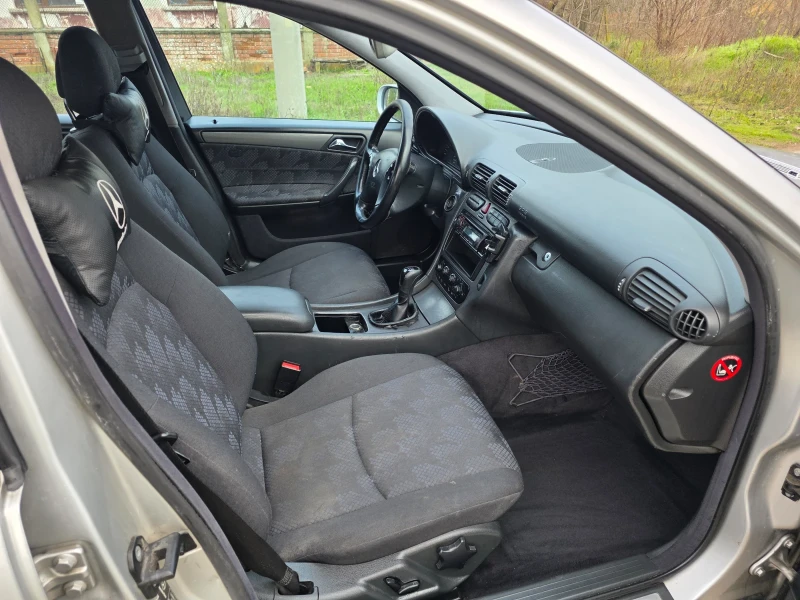 Mercedes-Benz C 200, снимка 14 - Автомобили и джипове - 53050001