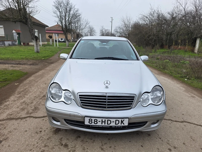 Mercedes-Benz C 200, снимка 2 - Автомобили и джипове - 53050001