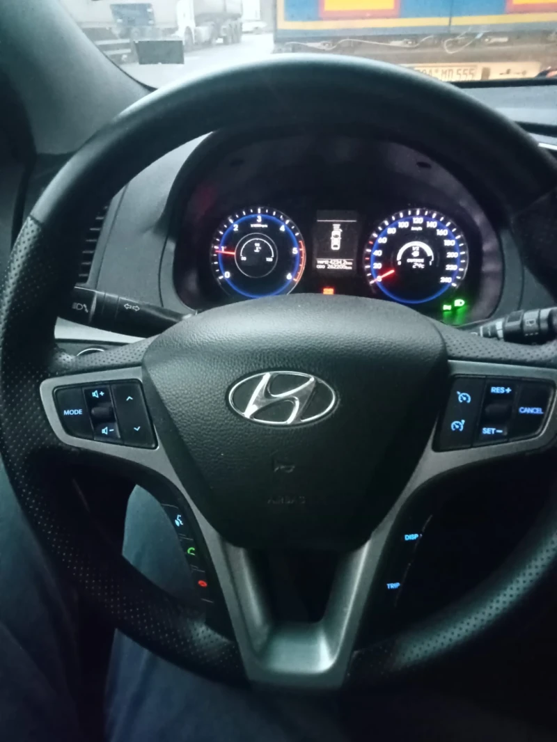 Hyundai I40, снимка 7 - Автомобили и джипове - 53145633
