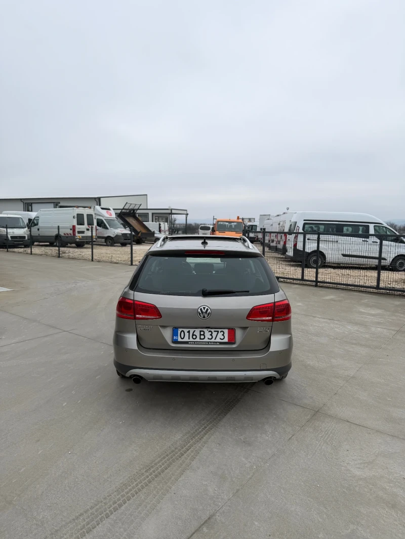 VW Alltrack 2.0TDI/DSG, снимка 5 - Автомобили и джипове - 53478768
