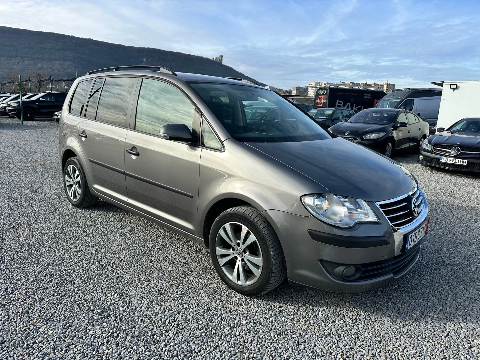 VW Touran 1.9 TDI-6+ 1мс, снимка 1