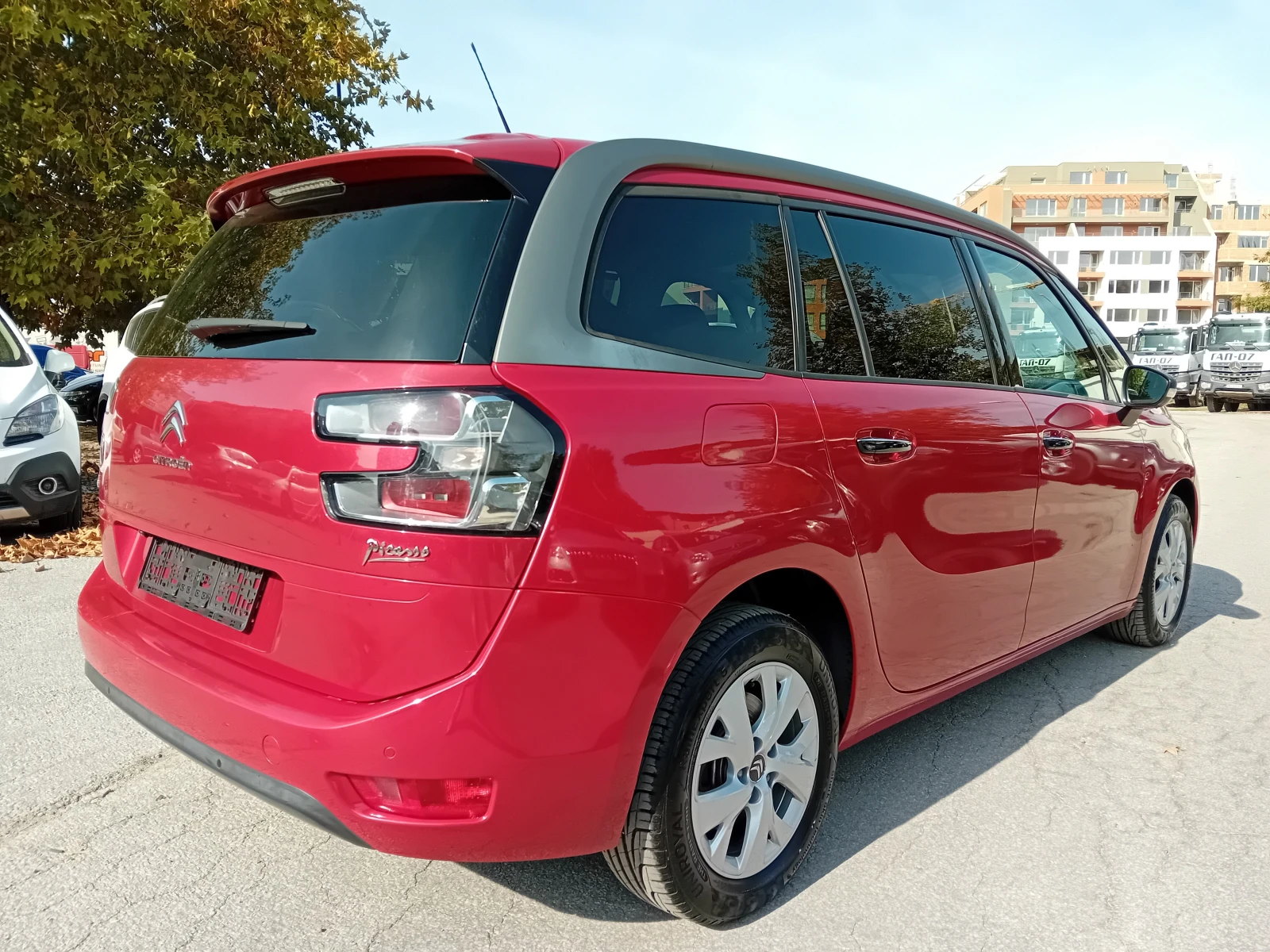 Citroen Grand C4 Picasso 1.6 HDi (KATO НОВА) ЛИЗИНГ !!! - изображение 5