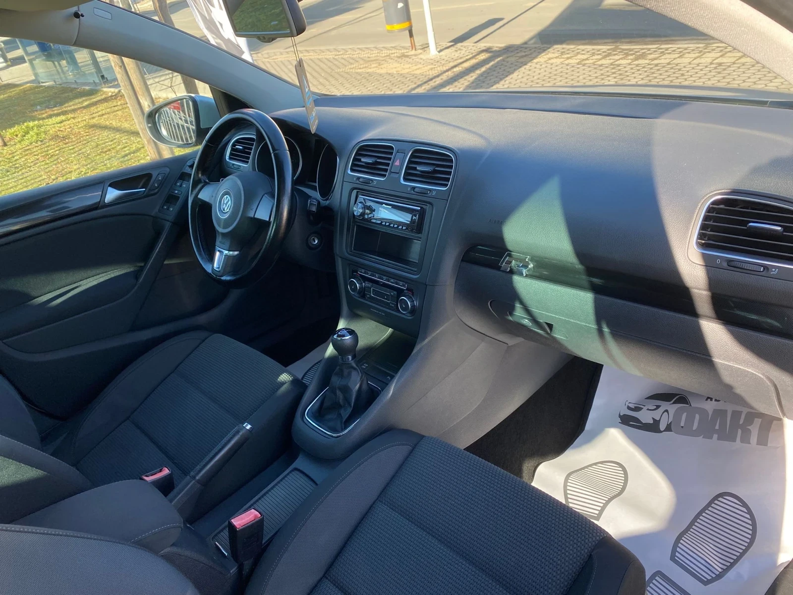 VW Golf 2.0TDi - изображение 10