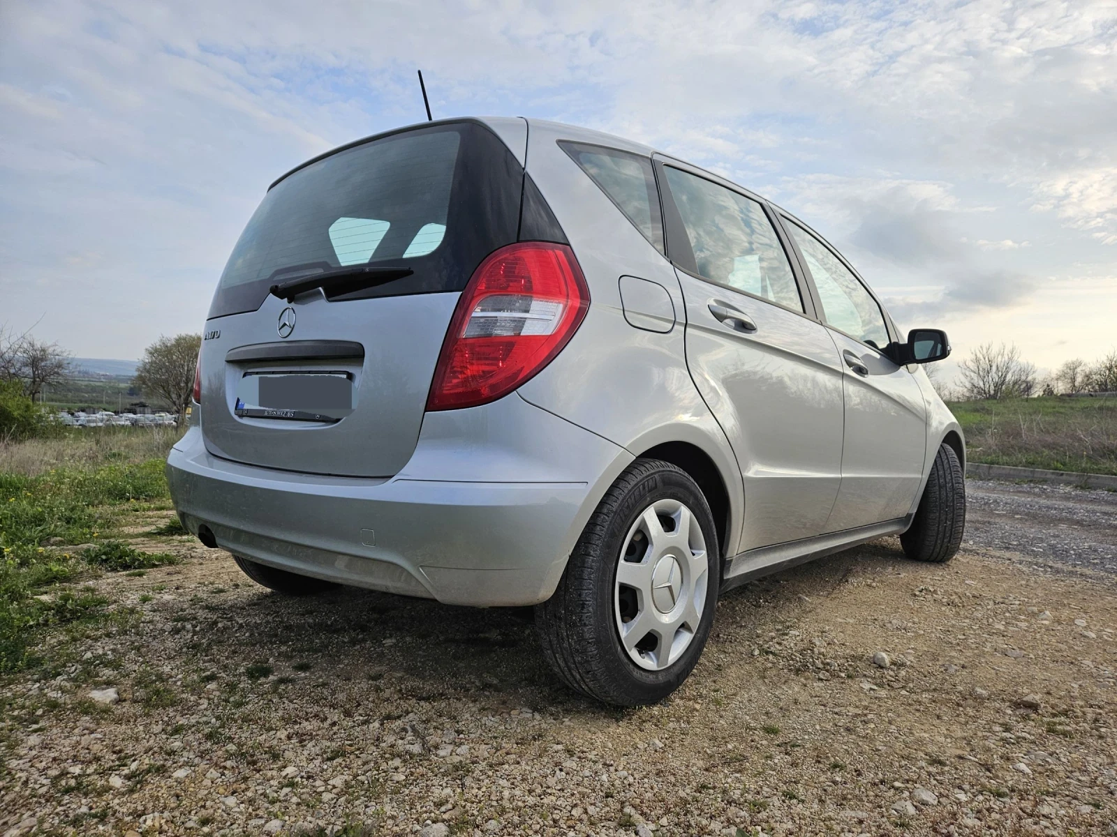 Mercedes-Benz A 170 Регистриран, Обслужен - изображение 3