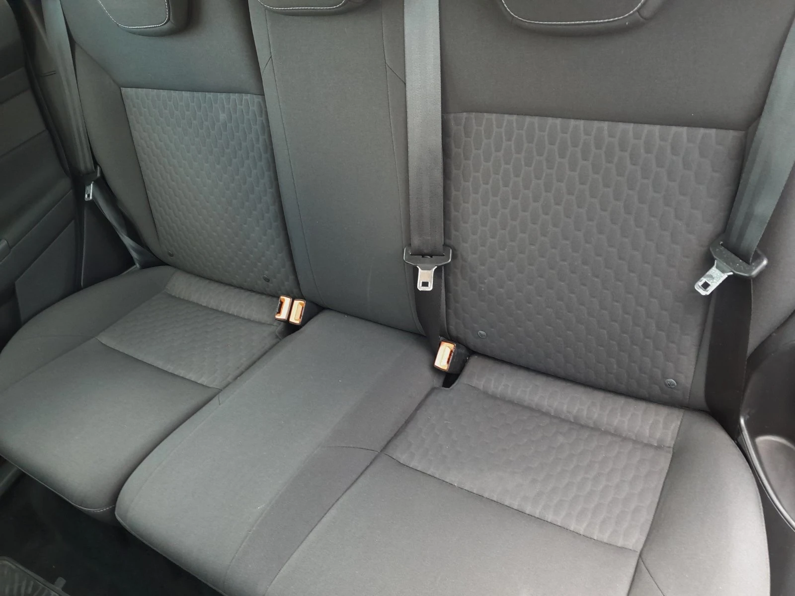 Ford Focus 1.6 БЕНЗИН/FACELIFT | Mobile.bg — изображение 12