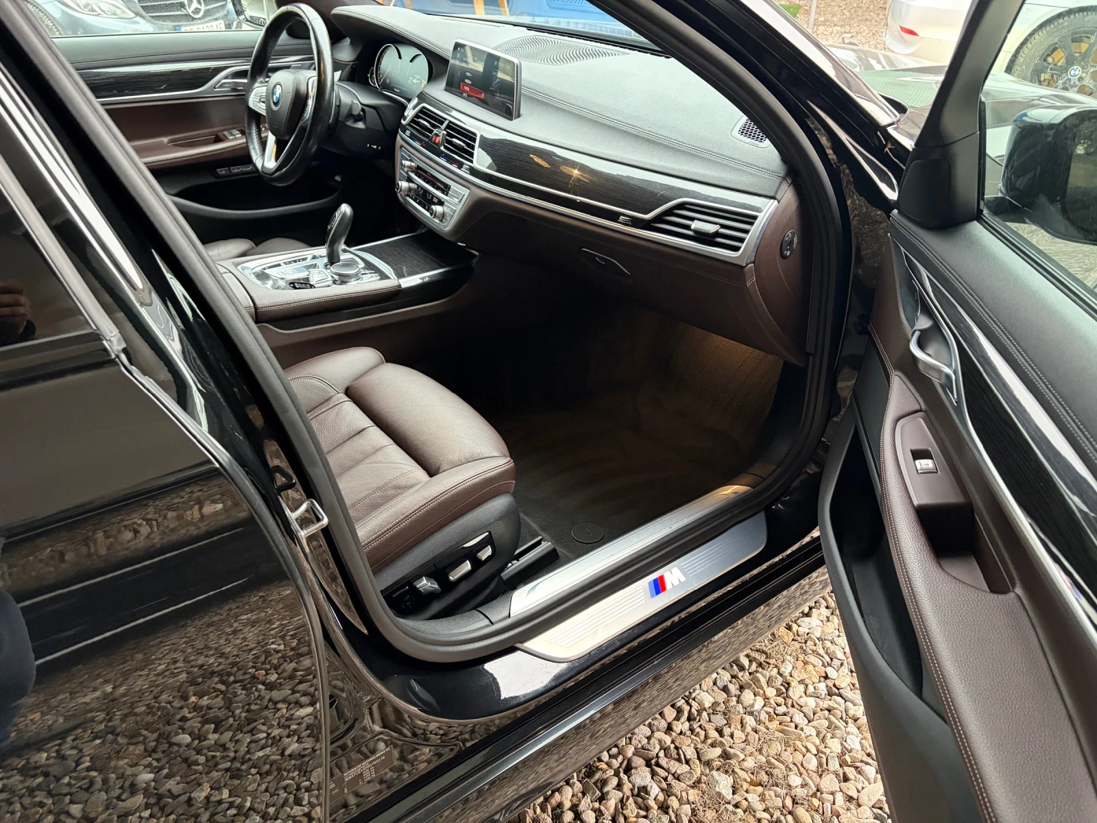 BMW 740 740D-M LIZING - изображение 10