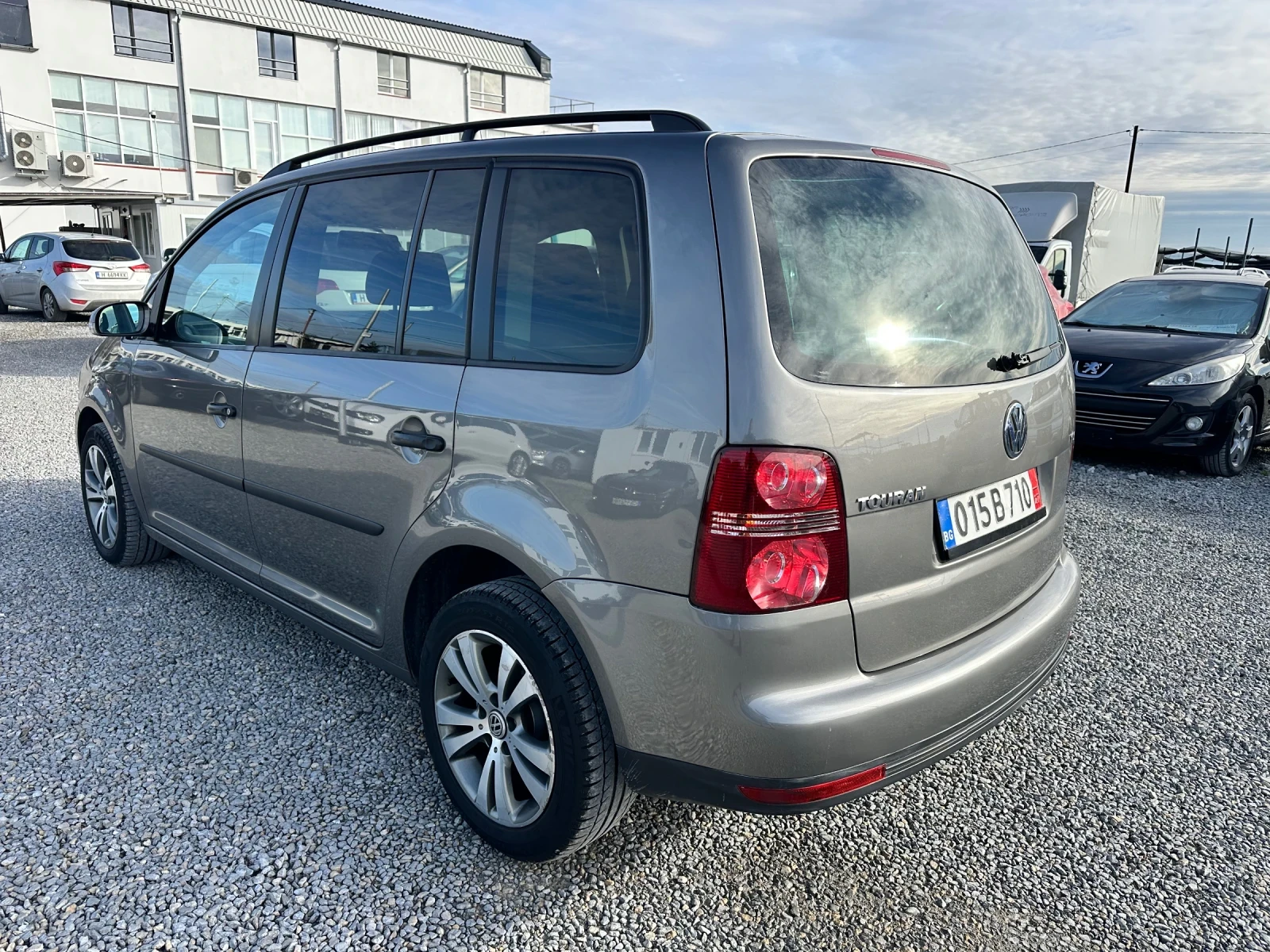 VW Touran 1.9 TDI-6+ 1 | Mobile.bg   6