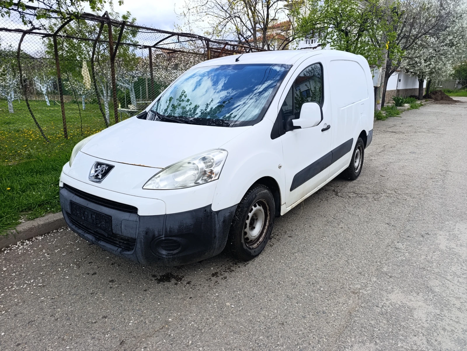 Peugeot Partner 1.6hdi maxi, снимка 4 - Автомобили и джипове - 54204690