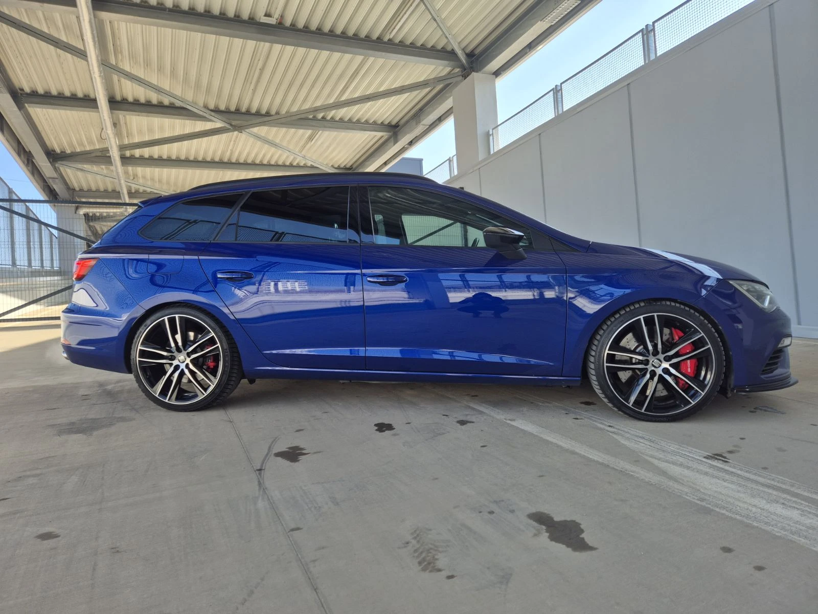 Seat Leon Cupra  ST, снимка 2 - Автомобили и джипове - 53847256