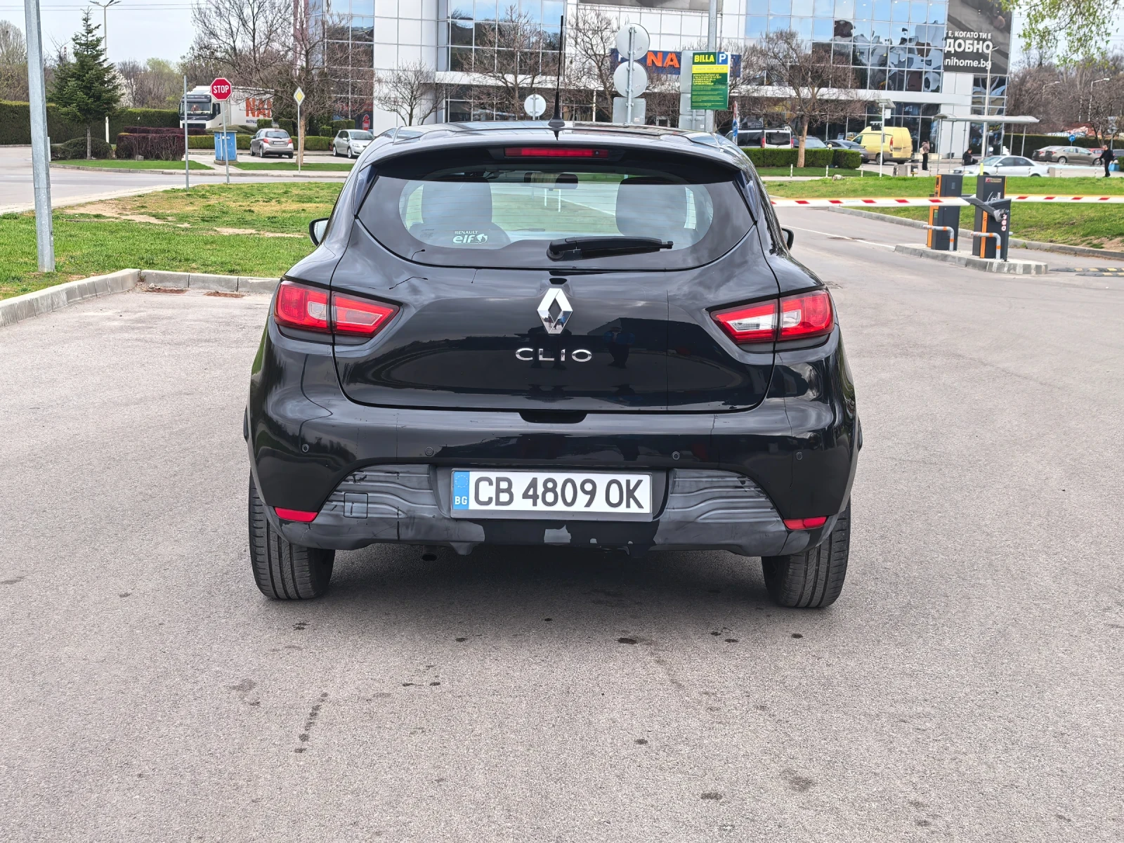 Renault Clio 1.2i, снимка 5 - Автомобили и джипове - 54208183