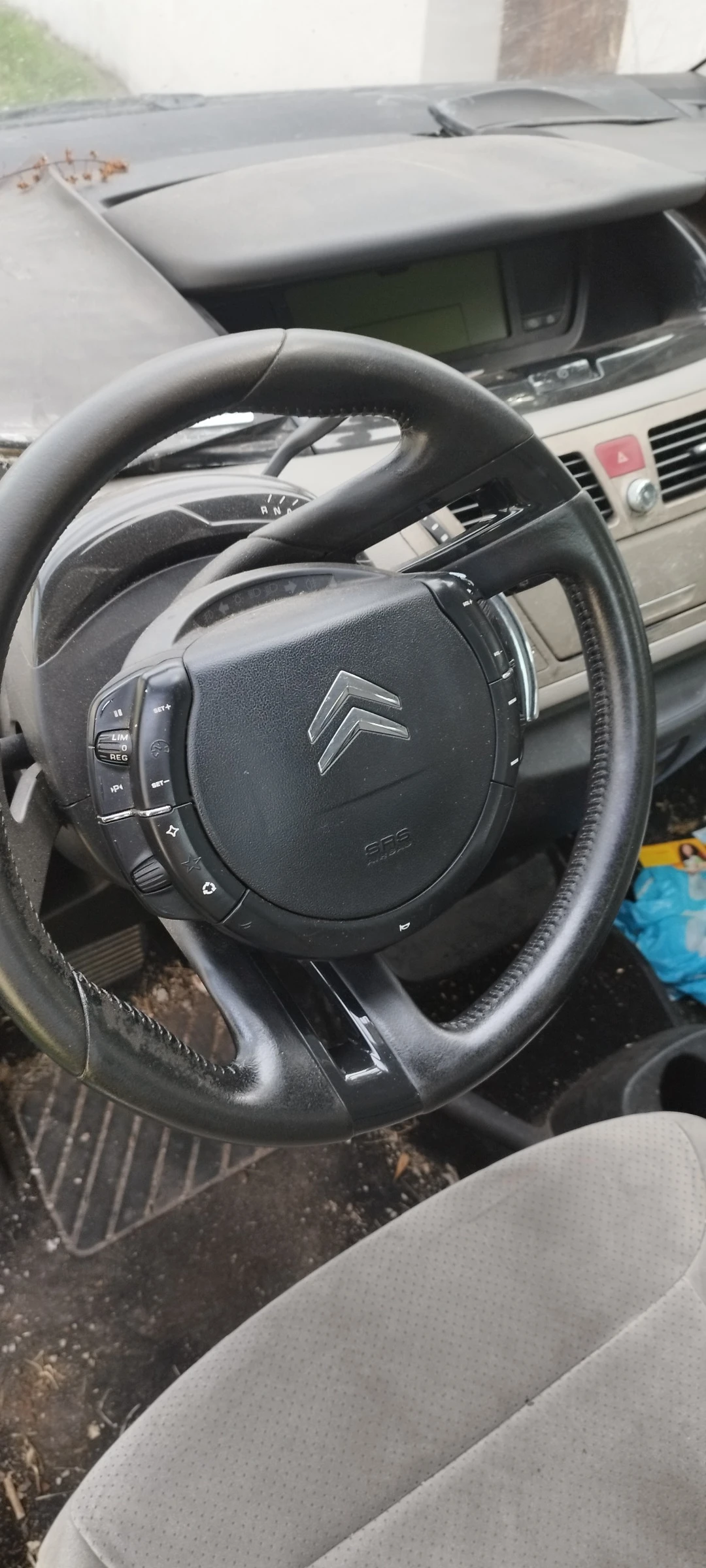 Citroen Grand C4 Picasso, снимка 8 - Автомобили и джипове - 54232933