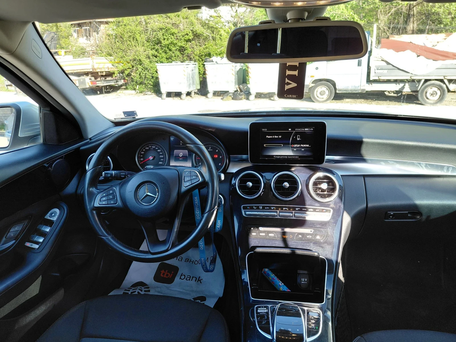 Mercedes-Benz C 220 Блутек, снимка 7 - Автомобили и джипове - 54322569