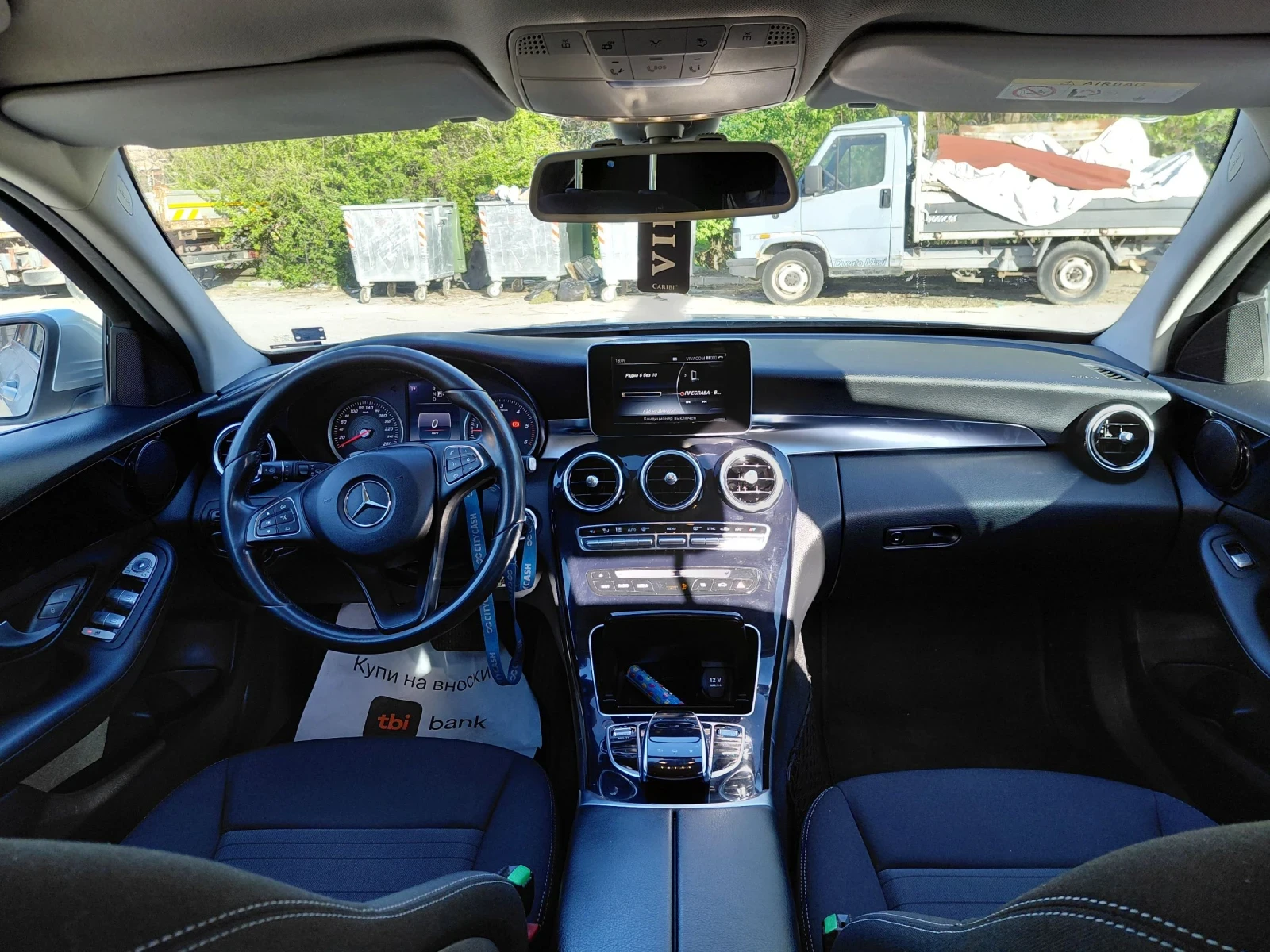 Mercedes-Benz C 220 Блутек, снимка 9 - Автомобили и джипове - 54322569