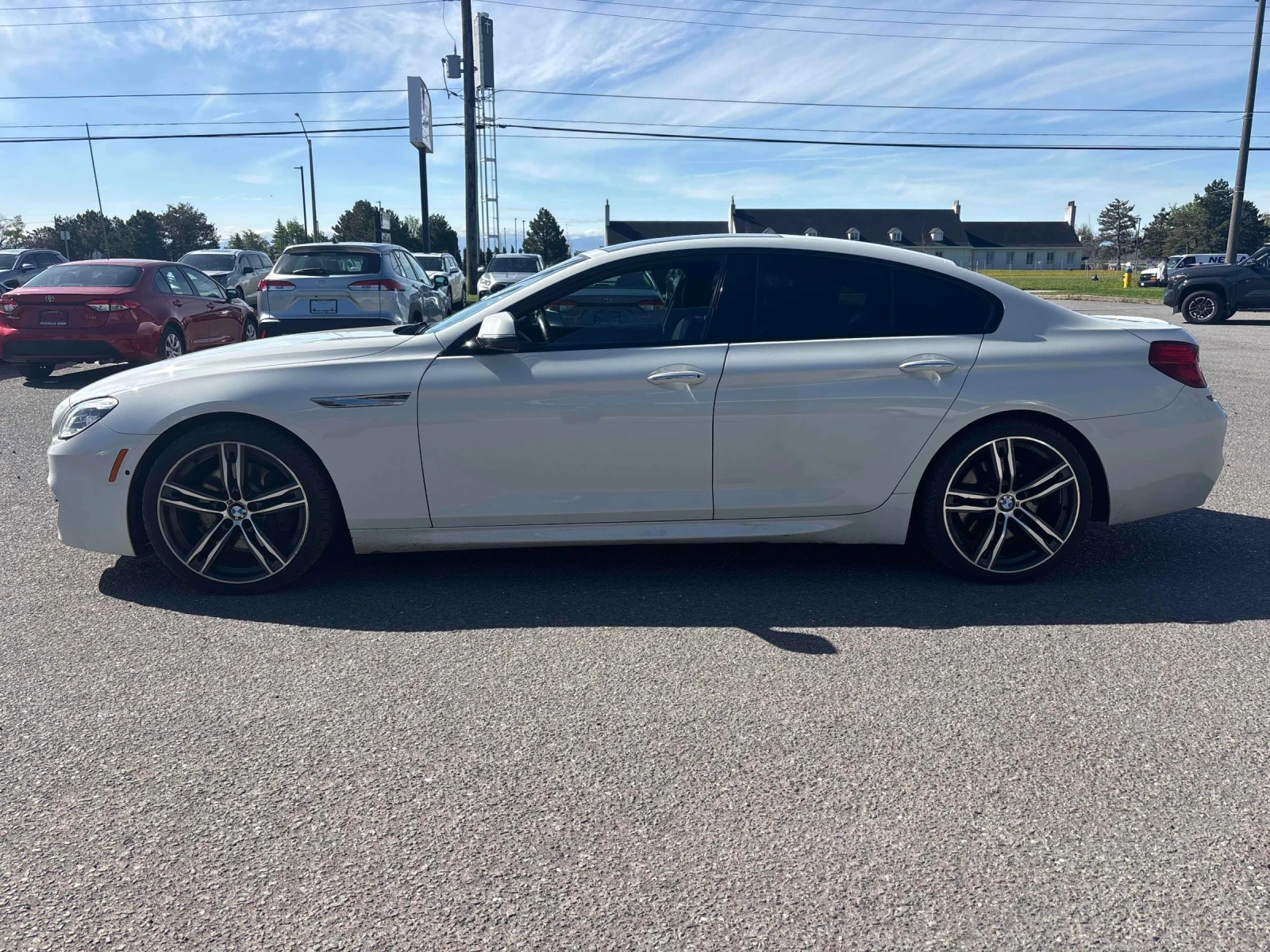 BMW 640 M ПАКЕТ * ОБДУХВАНЕ * ПАНОРАМА * HARMAN KARDON, снимка 2 - Автомобили и джипове - 54622906