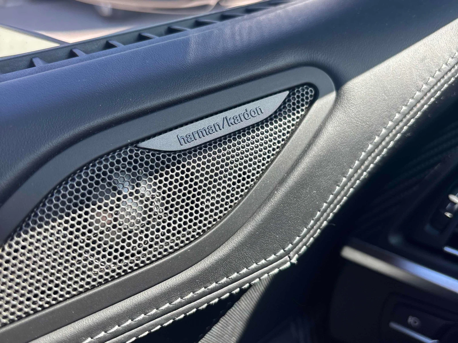 BMW 640 M ПАКЕТ * ОБДУХВАНЕ * ПАНОРАМА * HARMAN KARDON, снимка 10 - Автомобили и джипове - 54622906