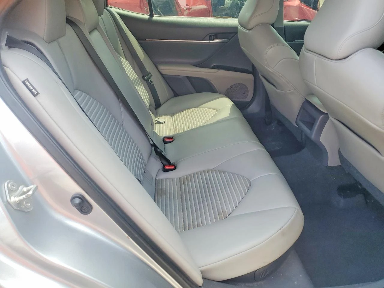 Toyota Camry SE 2WD Hybryd | Mobile.bg � ����������� 10
