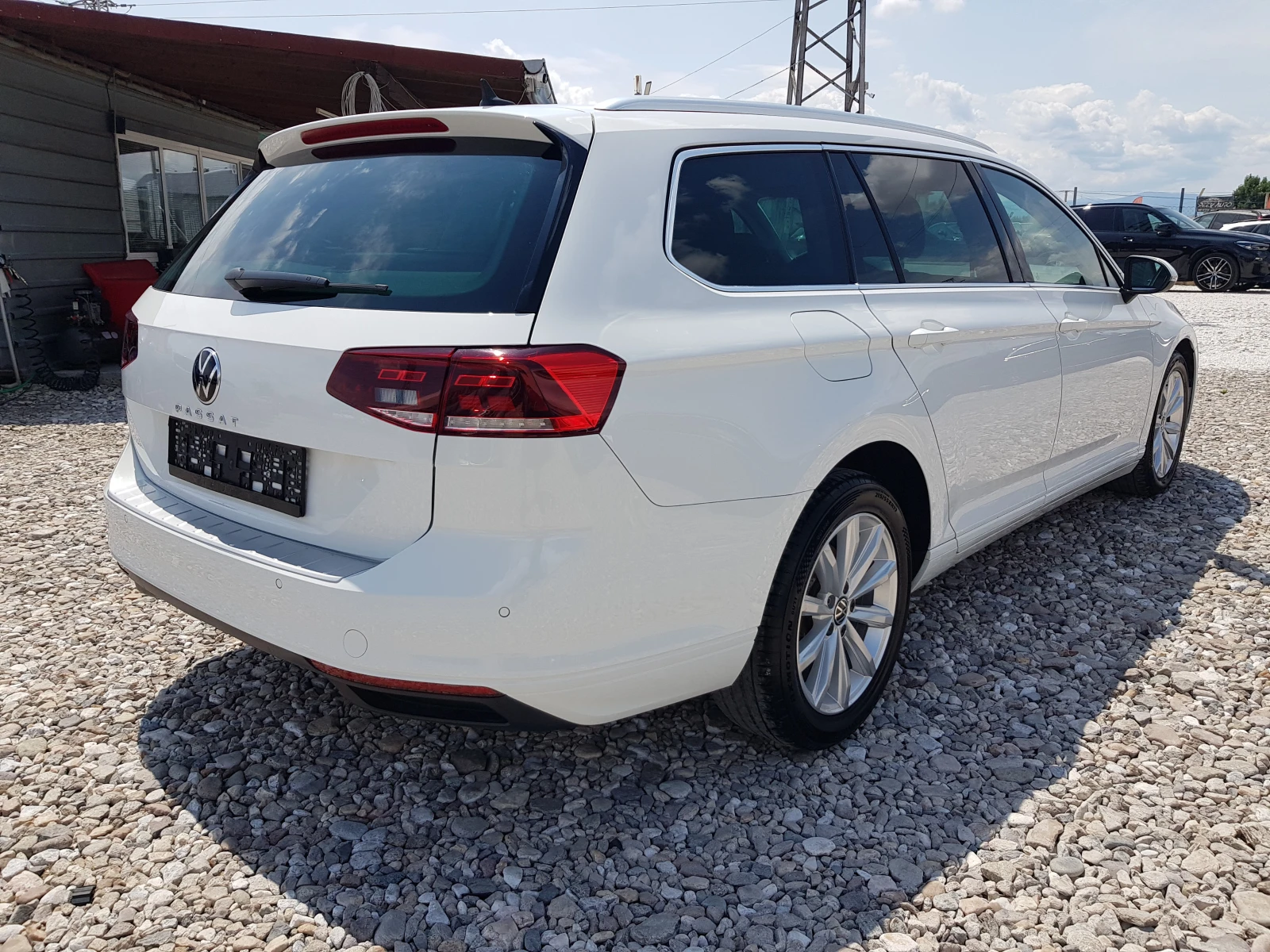VW Passat 2.0TDI-150к.с. Virtual Cockpit/ДИСТРОНИК/2021г., снимка 4 - Автомобили и джипове - 55474272