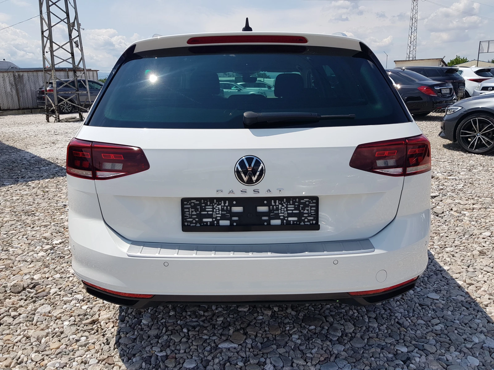 VW Passat 2.0TDI-150к.с. Virtual Cockpit/ДИСТРОНИК/2021г., снимка 5 - Автомобили и джипове - 55474272
