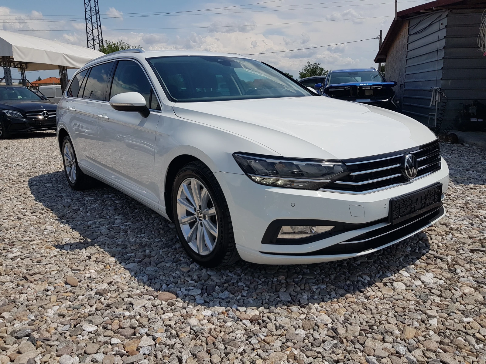 VW Passat 2.0TDI-150к.с. Virtual Cockpit/ДИСТРОНИК/2021г., снимка 3 - Автомобили и джипове - 55474272