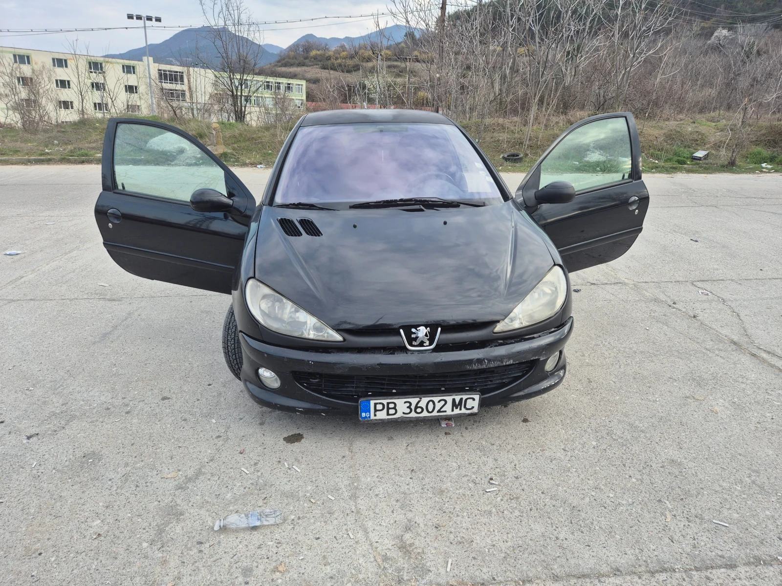 Peugeot 206, снимка 8 - Автомобили и джипове - 55654143