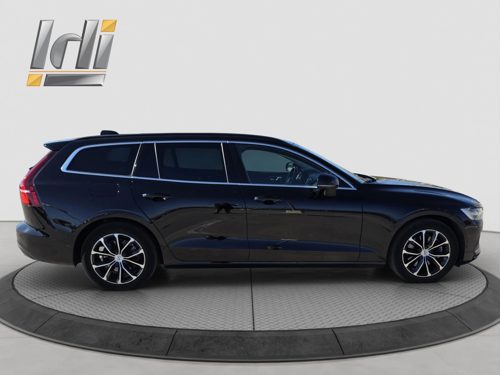 Volvo V60 MILDE HIBRID, снимка 7 - Автомобили и джипове - 55709271